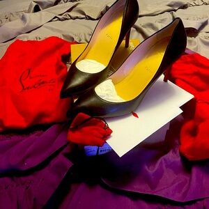 Christian Louboutin 85’ black pumps size 43 gently used
